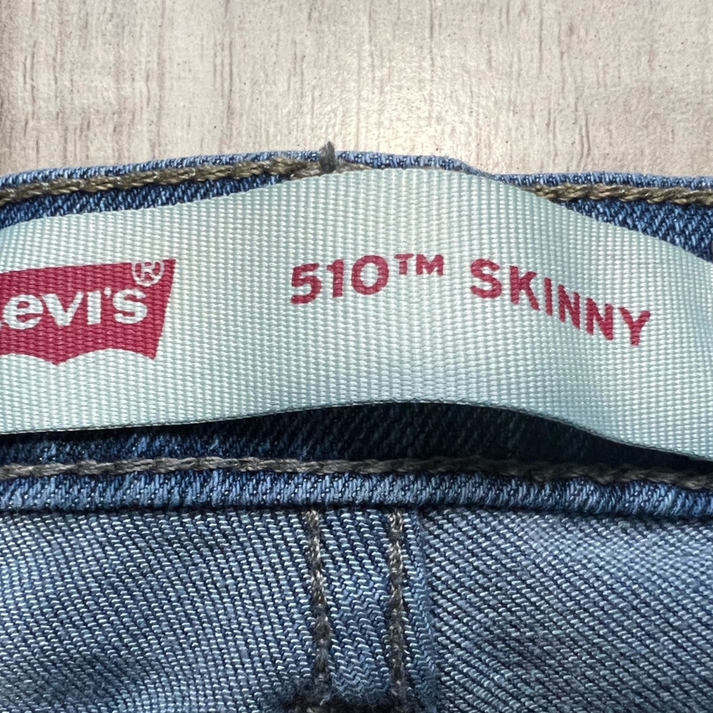 Levi's Kids Blue Jeans - Picture 3 of 8